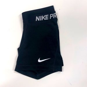 Black Nike Pros